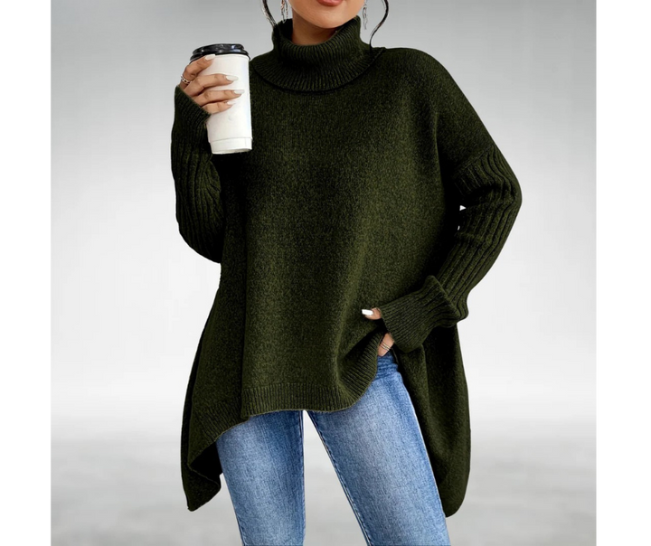 Jana | Pulover Oversized cu Guler Înalt și Tiv Asimetric