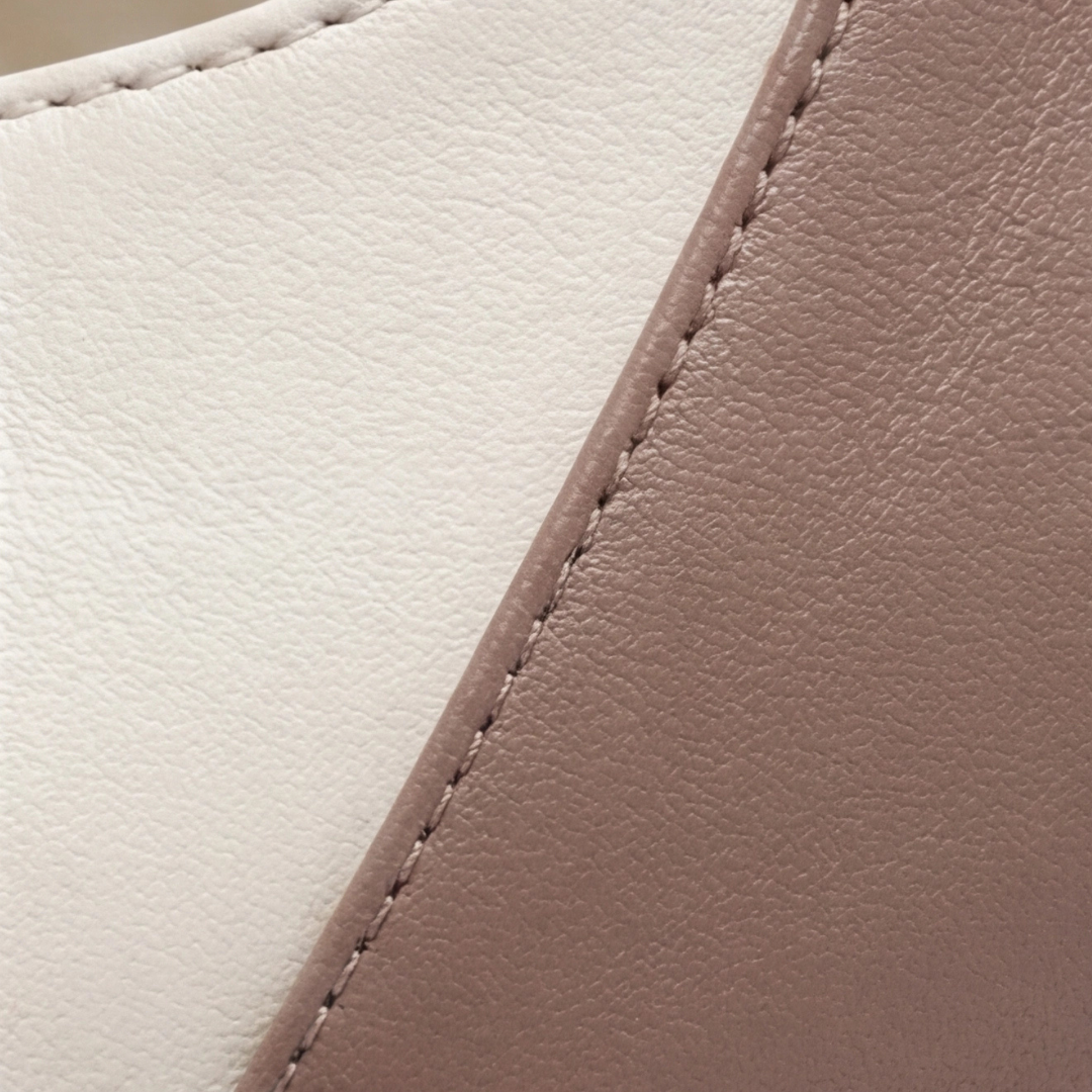 Quinnae | Tocuri Confortabile