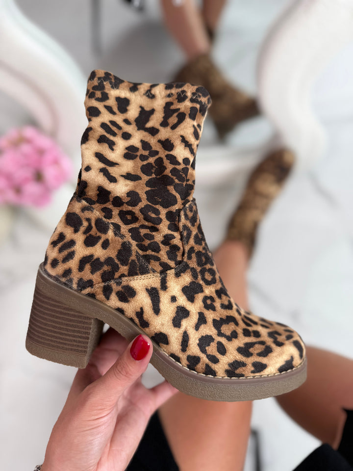 Leo 27 Sneakers