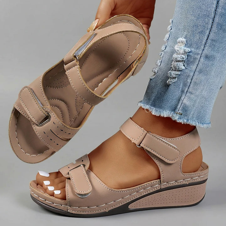 Celia | Sandale Confortabile cu Talpă Tip Platformă și Barete Velcro