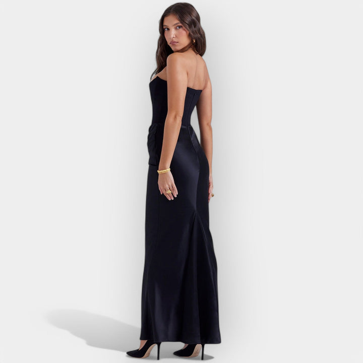 Clashy Maksimalus Suknelė su Elegantišku Stiliumi