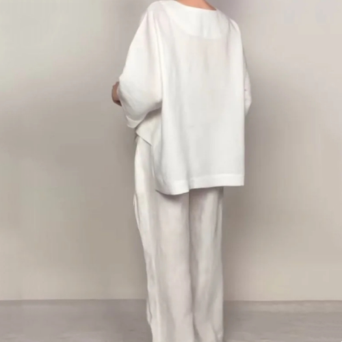 VIOLETA – Minimalistinis laisvas komplektas